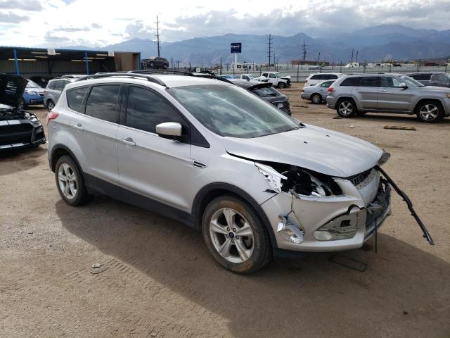 1FMCU0GX5FUB31720 - 2015 FORD ESCAPE SE SILVER photo 4