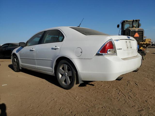 3FAHP01127R187280 - 2007 FORD FUSION SE WHITE photo 2