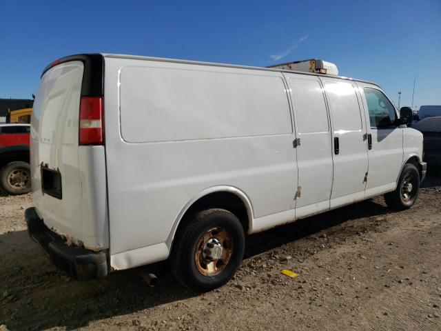 1GCWGGCA4C1113905 - 2012 CHEVROLET EXPRESS G2 WHITE photo 3