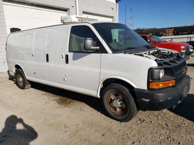 1GCWGGCA4C1113905 - 2012 CHEVROLET EXPRESS G2 WHITE photo 4