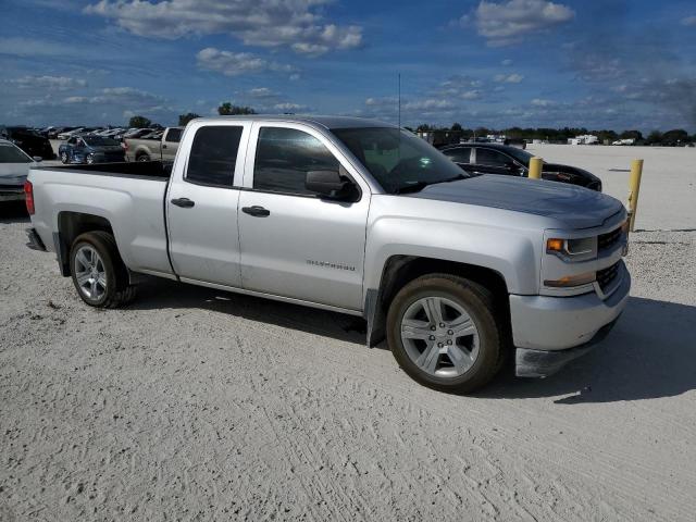 2GCRCMEC5K1203269 - 2019 CHEVROLET silverado C1500 CUSTOM SILVER photo 4