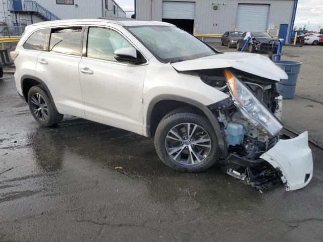 5TDKKRFH0GS172640 - 2016 TOYOTA HIGHLANDER XLE WHITE photo 4