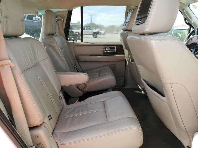 5LMJJ2HT8FEJ03683 - 2015 LINCOLN NAVIGATOR თეთრი ფოტო 11