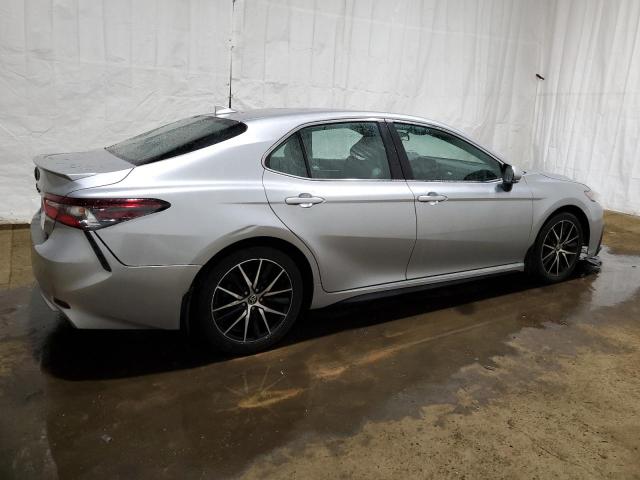 4T1G11BK2PU088161 - 2023 TOYOTA CAMRY SE NIGHT SHADE SILVER photo 3