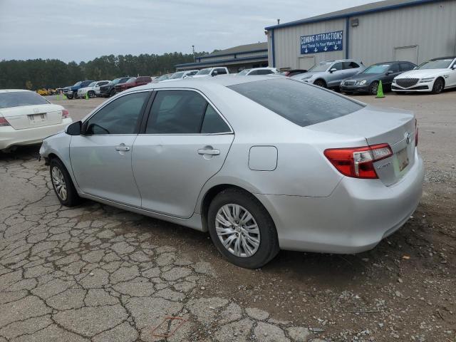 4T1BF1FK6DU719740 - 2013 TOYOTA CAMRY L SILVER photo 2