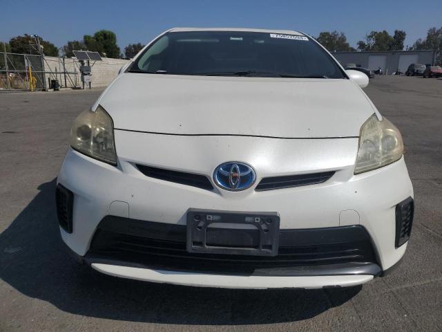 JTDKN3DU4D5568950 - 2013 TOYOTA PRIUS WHITE photo 5