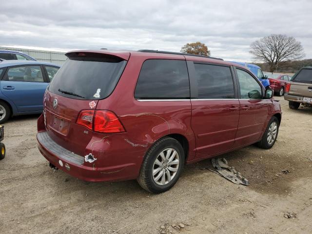 2C4RVABG4CR194230 - 2012 VOLKSWAGEN ROUTAN SE RED photo 3