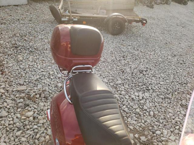 ZAPMA39L8J5300000 - 2018 VESPA GTS MAROON photo 6