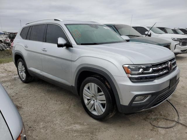 1V2NR2CA9JC572372 - 2018 VOLKSWAGEN ATLAS SEL PREMIUM SILVER photo 4