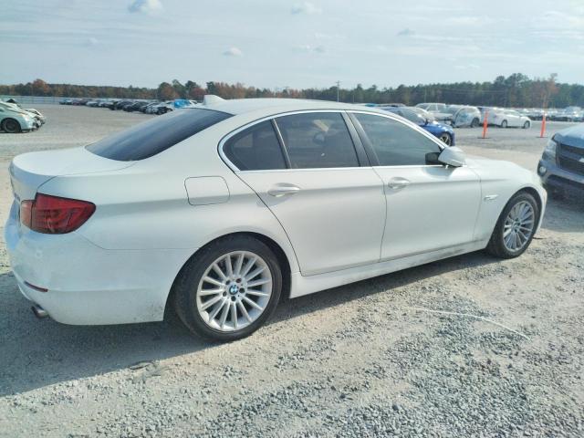 WBAFR7C51CC816960 - 2012 BMW 535 I WHITE photo 3