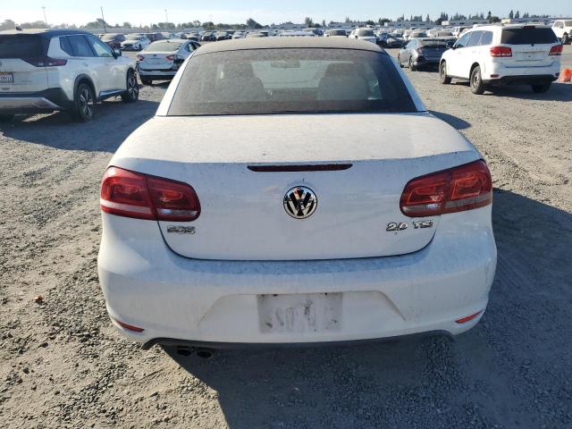 WVWBW7AH6CV004033 - 2012 VOLKSWAGEN EOS KOMFORT WHITE photo 6