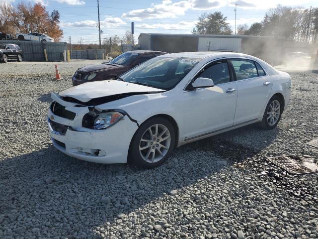 1G1ZK57799F200105 - 2009 CHEVROLET MALIBU LTZ WHITE photo 1