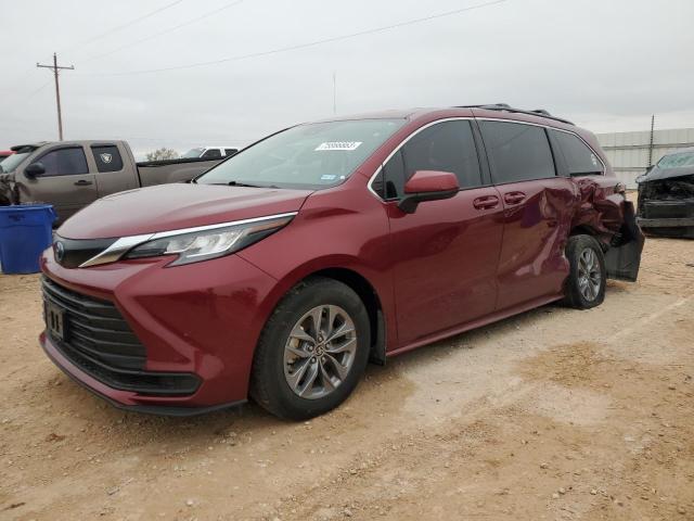 5TDKRKEC1NS118012 - 2022 TOYOTA SIENNA LE RED photo 1