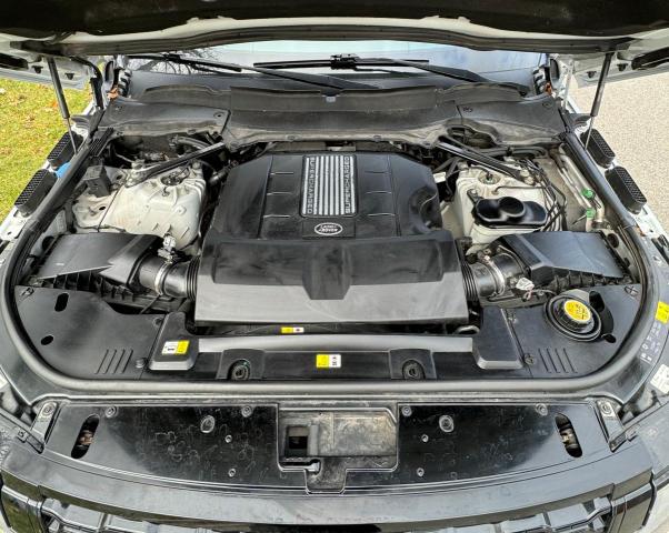 SALGV2RE0JA390242 - 2018 LAND ROVER RANGE ROVE AUTOBIOGRAPHY WHITE photo 7