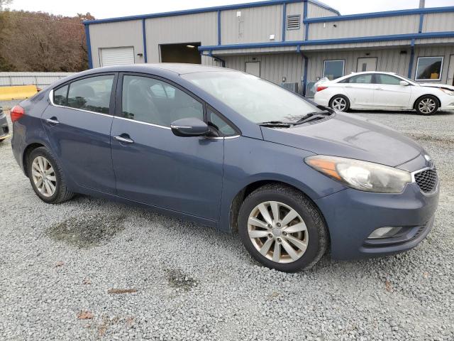 KNAFX4A87E5047115 - 2014 KIA FORTE EX BLUE photo 4