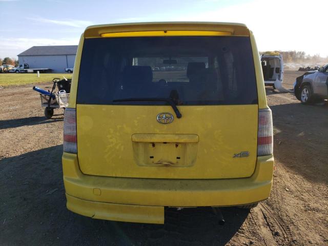 JTLKT324754014919 - 2005 TOYOTA SCION XB YELLOW photo 6