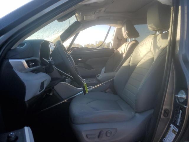 5TDGZRBH0NS596260 - 2022 TOYOTA HIGHLANDER XLE GRAY photo 7