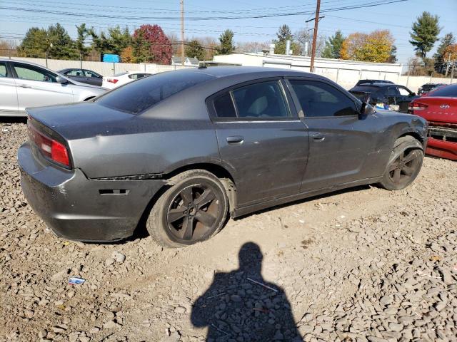 2B3CL3CG9BH584252 - 2011 DODGE CHARGER GRAY photo 3