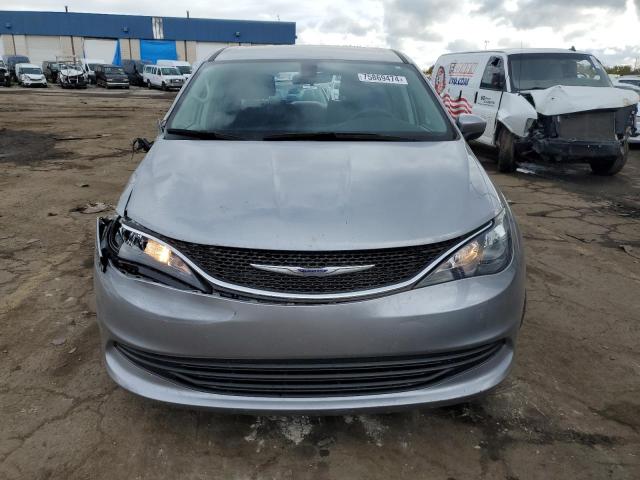 2C4RC1CG5LR118519 - 2020 CHRYSLER VOYAGER LX GRAY photo 5