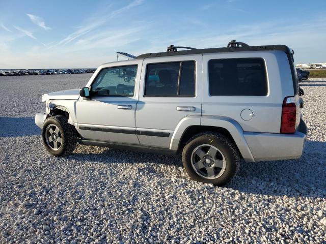 1J8HH48K58C190972 - 2008 JEEP COMMANDER SPORT SILVER photo 2