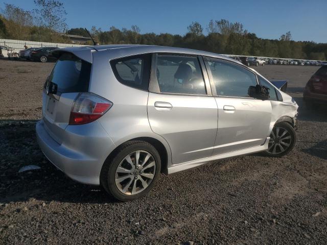 JHMGE8H53DC037920 - 2013 HONDA FIT SPORT GRAY photo 3