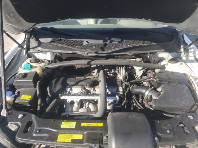 YV1CZ592251190366 - 2005 VOLVO XC90 WHITE photo 12