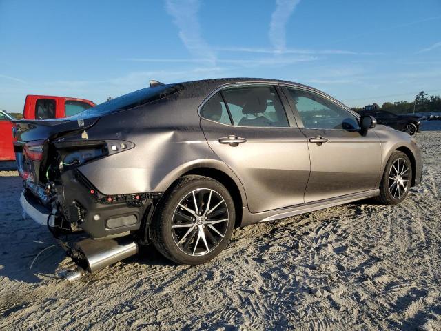 4T1G11AK5RU907720 - 2024 TOYOTA CAMRY SE NIGHT SHADE GRAY photo 3