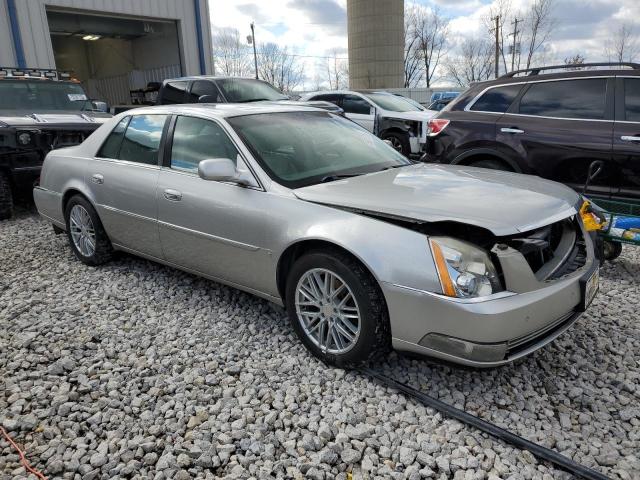 1G6KD57948U141630 - 2008 CADILLAC DTS SILVER photo 4