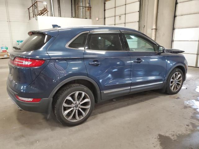 5LMCJ2D95HUL30812 - 2017 LINCOLN MKC SELECT BLUE photo 3