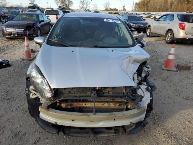 3FADP4BJ5GM165677 - 2016 FORD FIESTA SE SILVER photo 5