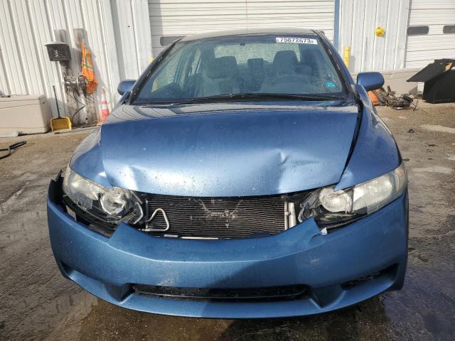 19XFA16589E004351 - 2009 HONDA CIVIC LX BLUE photo 5