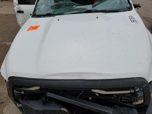 3C6RR7KT2HG522124 - 2017 RAM 1500 ST WHITE photo 11
