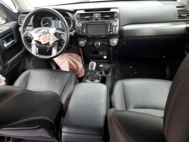 JTEBU5JRXJ5521475 - 2018 TOYOTA 4RUNNER SR5/SR5 PREMIUM ვერცხლისფერი ფოტო 8