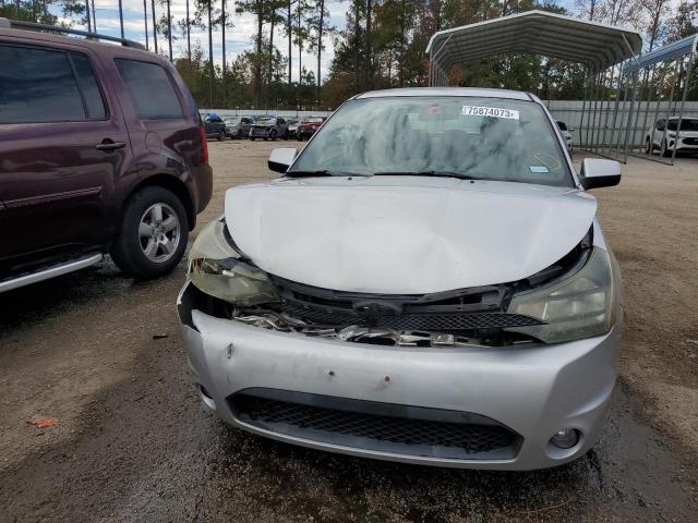 1FAHP32N09W168536 - 2009 FORD FOCUS SE SILVER photo 5