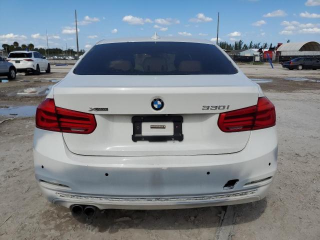 WBA8D9G59JNU70803 - 2018 BMW 330 XI WHITE photo 6