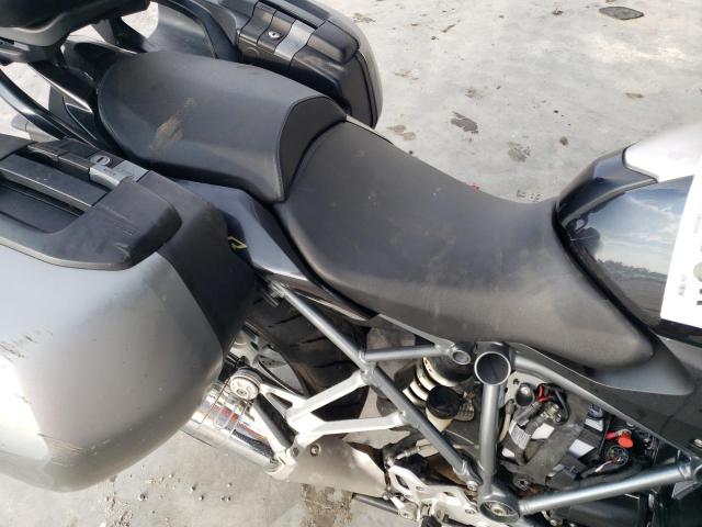 WB10A1403FZ196904 - 2015 BMW R1200 R GRAY photo 6