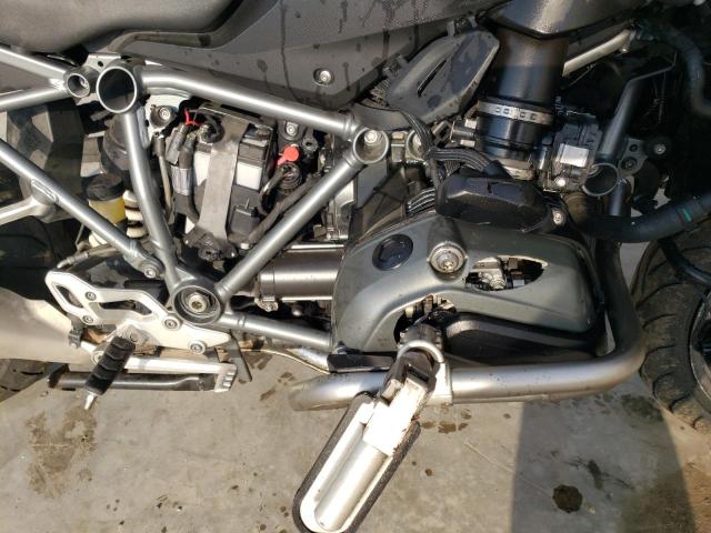 WB10A1403FZ196904 - 2015 BMW R1200 R GRAY photo 7