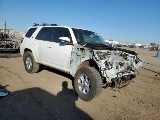 JTEMU5JR1M5869050 - 2021 TOYOTA 4RUNNER SR5/SR5 PREMIUM თეთრი ფოტო 4