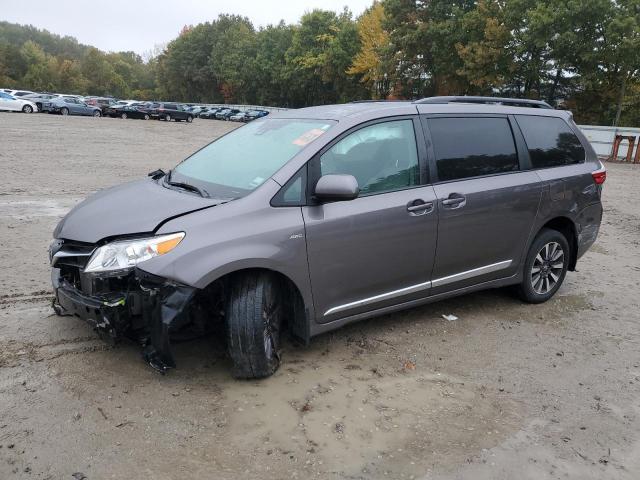 2019 TOYOTA SIENNA LE, 