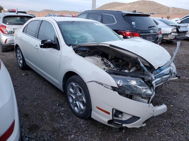 3FAHP0HA2BR109502 - 2011 FORD FUSION SE WHITE photo 4