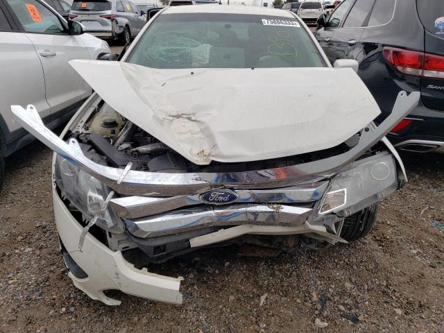 3FAHP0HA2BR109502 - 2011 FORD FUSION SE WHITE photo 5