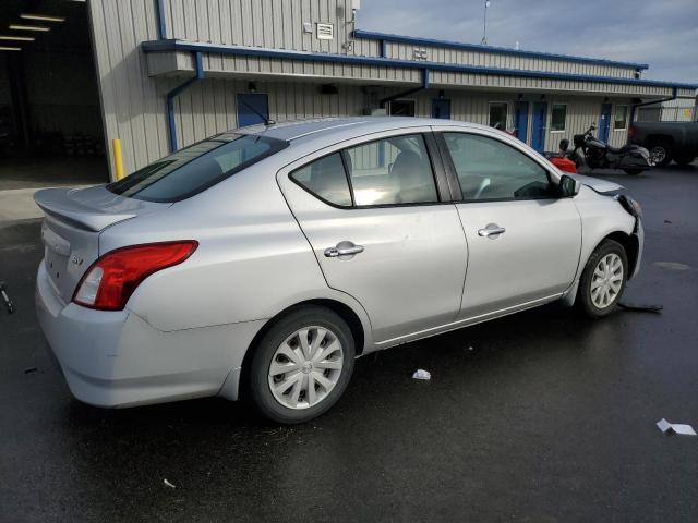 3N1CN7AP3GL911376 - 2016 NISSAN VERSA S SILVER photo 3