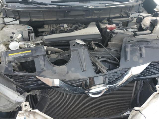 5N1AT2MT9FC876712 - 2015 NISSAN ROGUE S WHITE photo 11