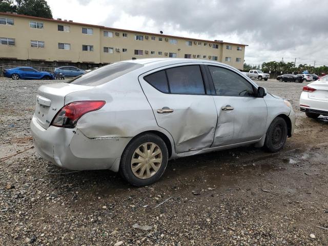 3N1CN7AP0CL829406 - 2012 NISSAN VERSA S SILVER photo 3