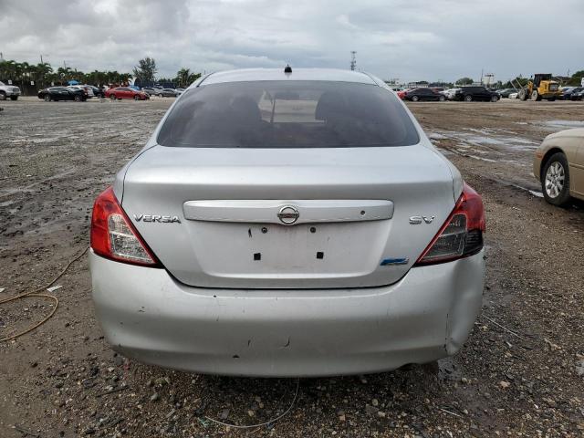 3N1CN7AP0CL829406 - 2012 NISSAN VERSA S SILVER photo 6