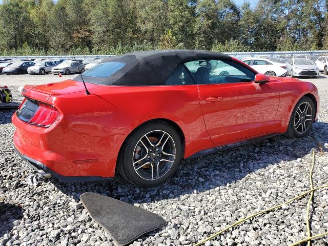 1FATP8UH8J5157261 - 2018 FORD MUSTANG RED photo 3