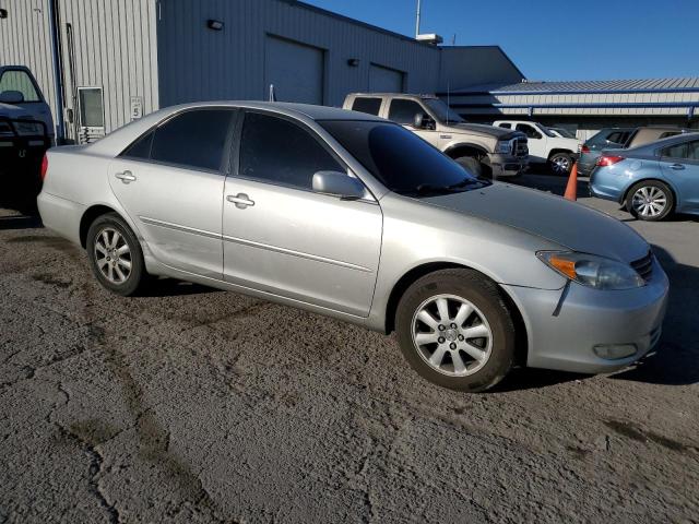 4T1BE30K64U818565 - 2004 TOYOTA CAMRY LE SILVER photo 4