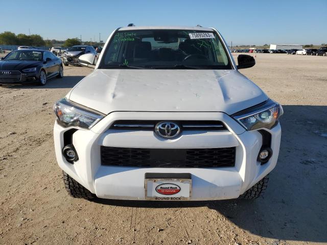 JTEMU5JR8M5842251 - 2021 TOYOTA 4RUNNER SR5/SR5 PREMIUM თეთრი ფოტო 5