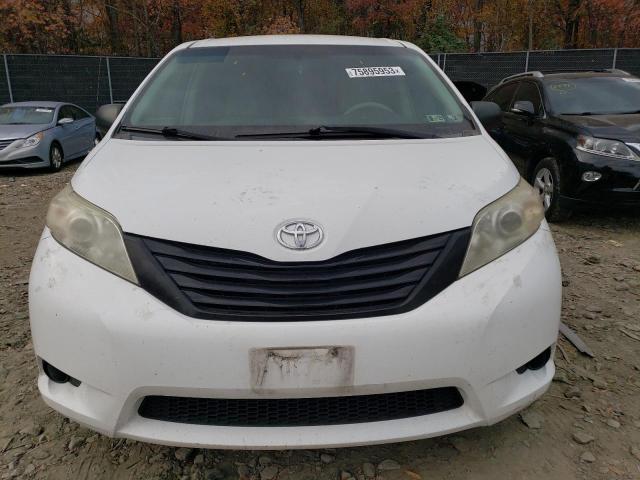 5TDZK3DC2BS156340 - 2011 TOYOTA SIENNA WHITE photo 5