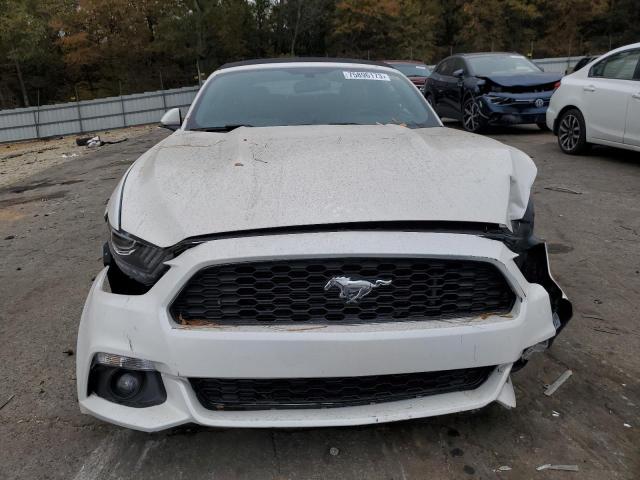 1FATP8UH1H5219934 - 2017 FORD MUSTANG WHITE photo 5